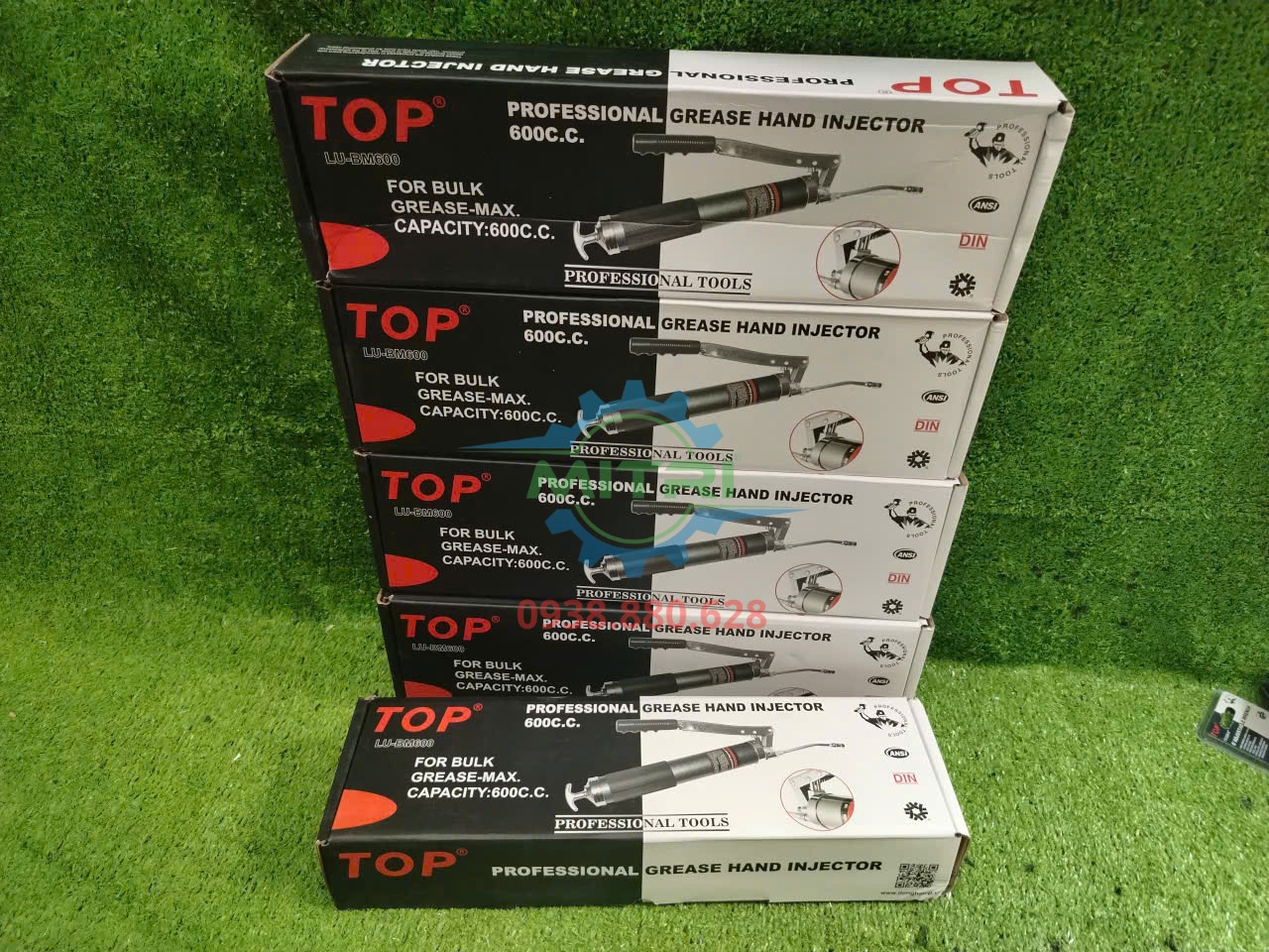 Bơm mỡ 600cc TOP LU-BM600 dùng trong bảo dưỡng máy móc