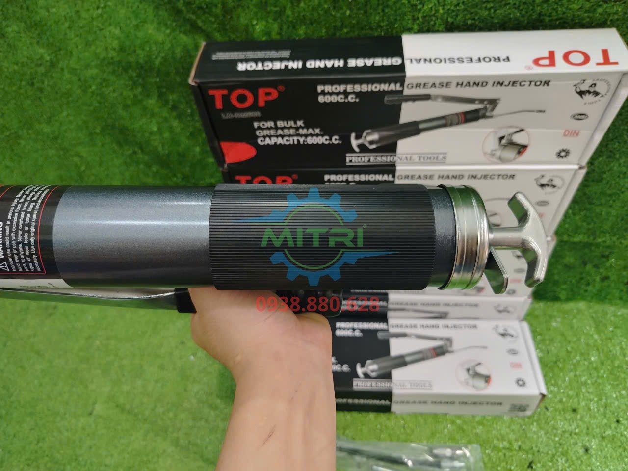 Bơm mỡ tay gạt TOP LU-BM600 vận hành thủ công