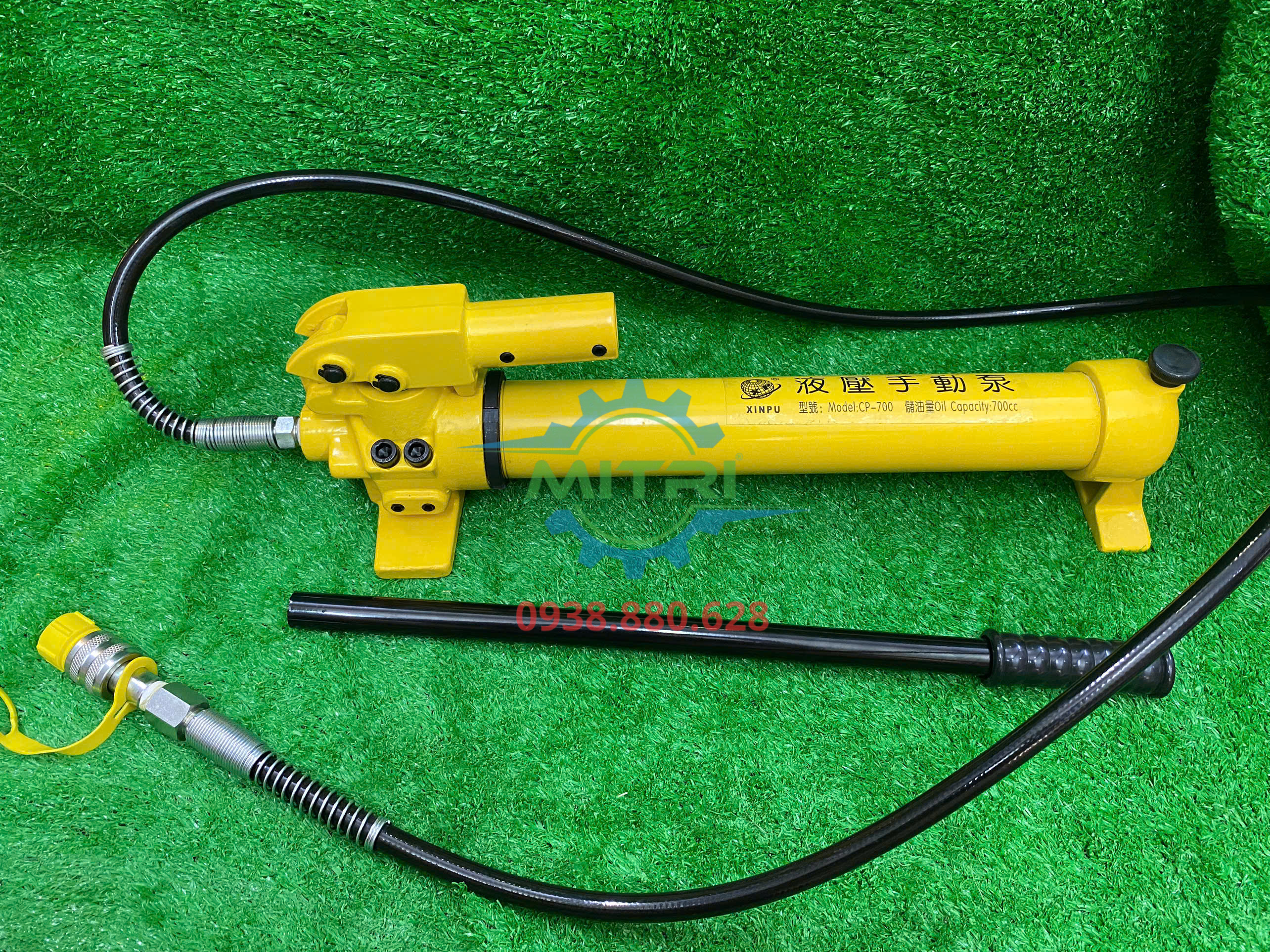 Bơm tay thủy lực CP-700 áp suất 700 bar