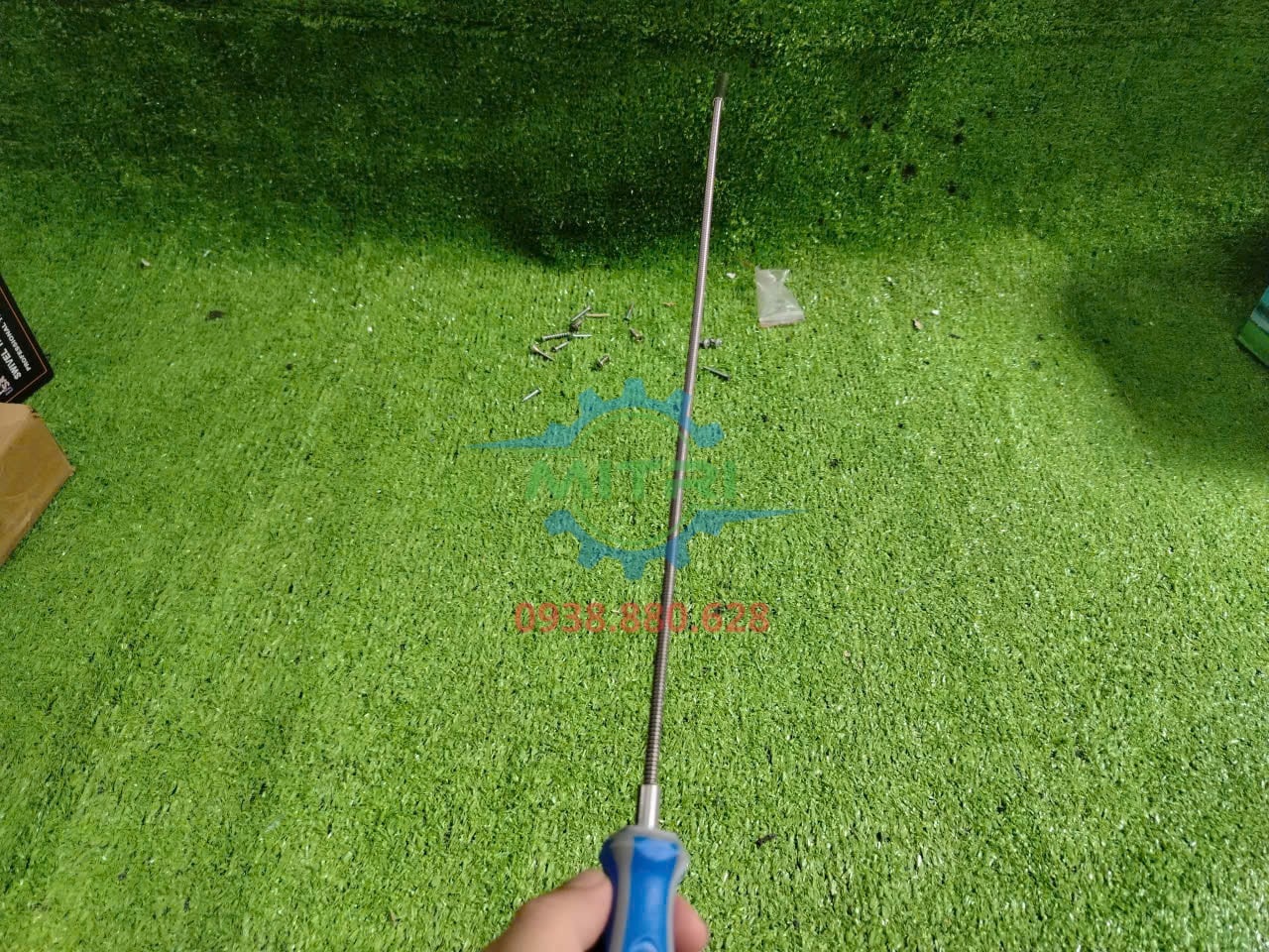 Cần hít ốc Kingtony 2121-18 18 inch thiết kế thân dài linh hoạt