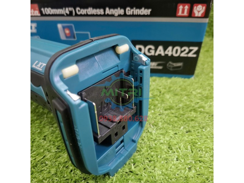 Chân pin máy mài góc Makita DGA402RFE