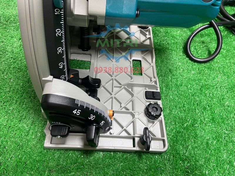 Điều chỉnh góc cắt Makita SP6000