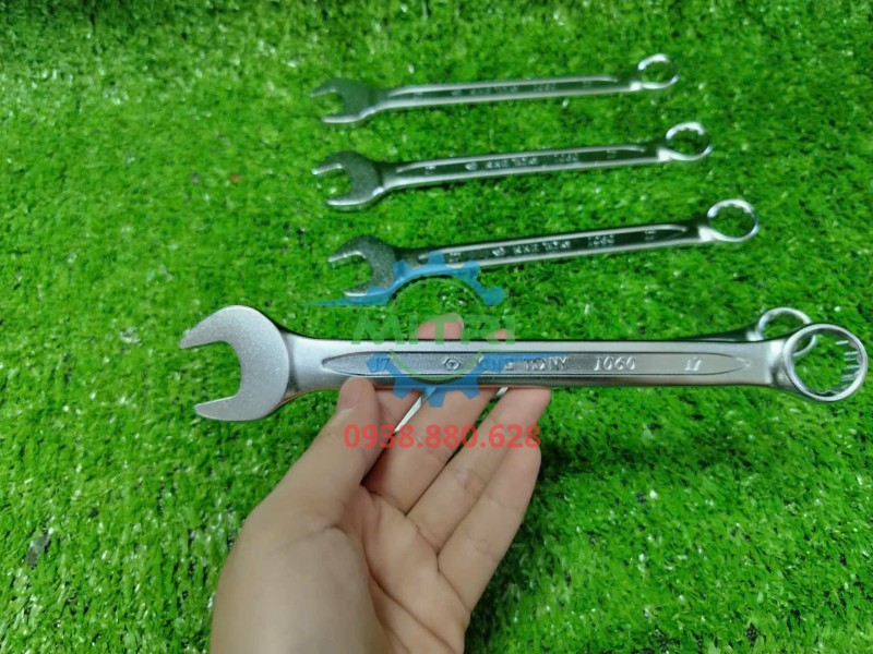 Cờ lê vòng miệng 17mm Kingtony 1060-17