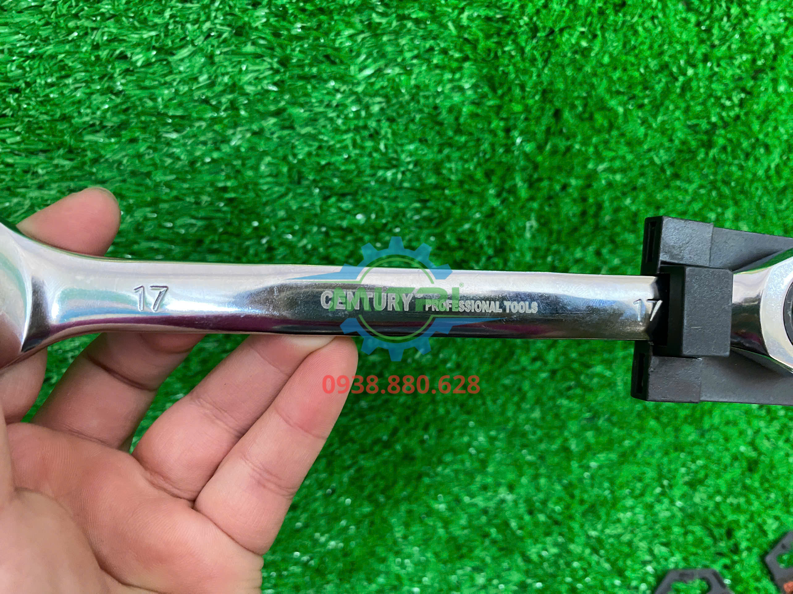 Cờ lê vòng tự động 17mm Century LU-VTDM17