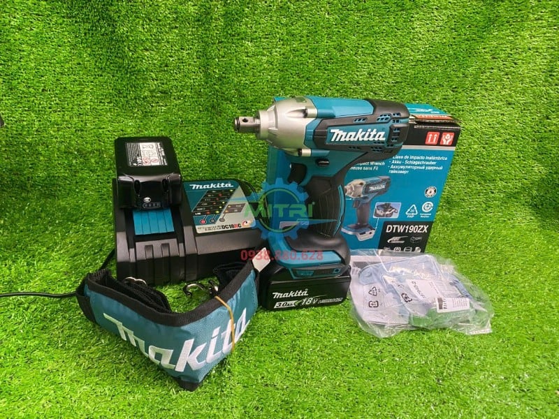 Combo Makita DTW190Z 2 pin 3.0Ah 1 sạc tại Minh Triết