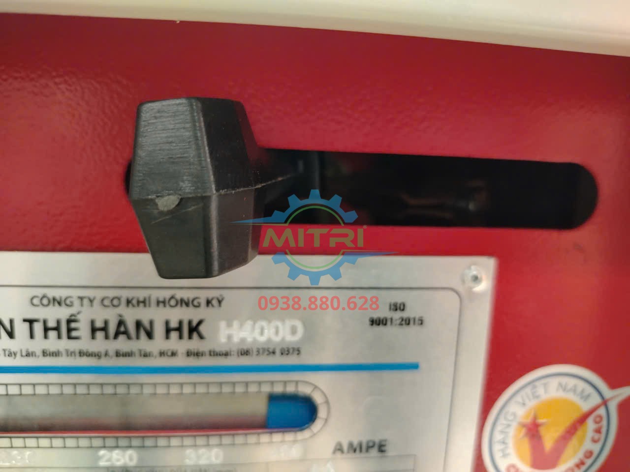 Công tắc nguồn máy biến thế hàn Hồng Ký HK-H400D cần kiểm tra trước khi nhận hàng