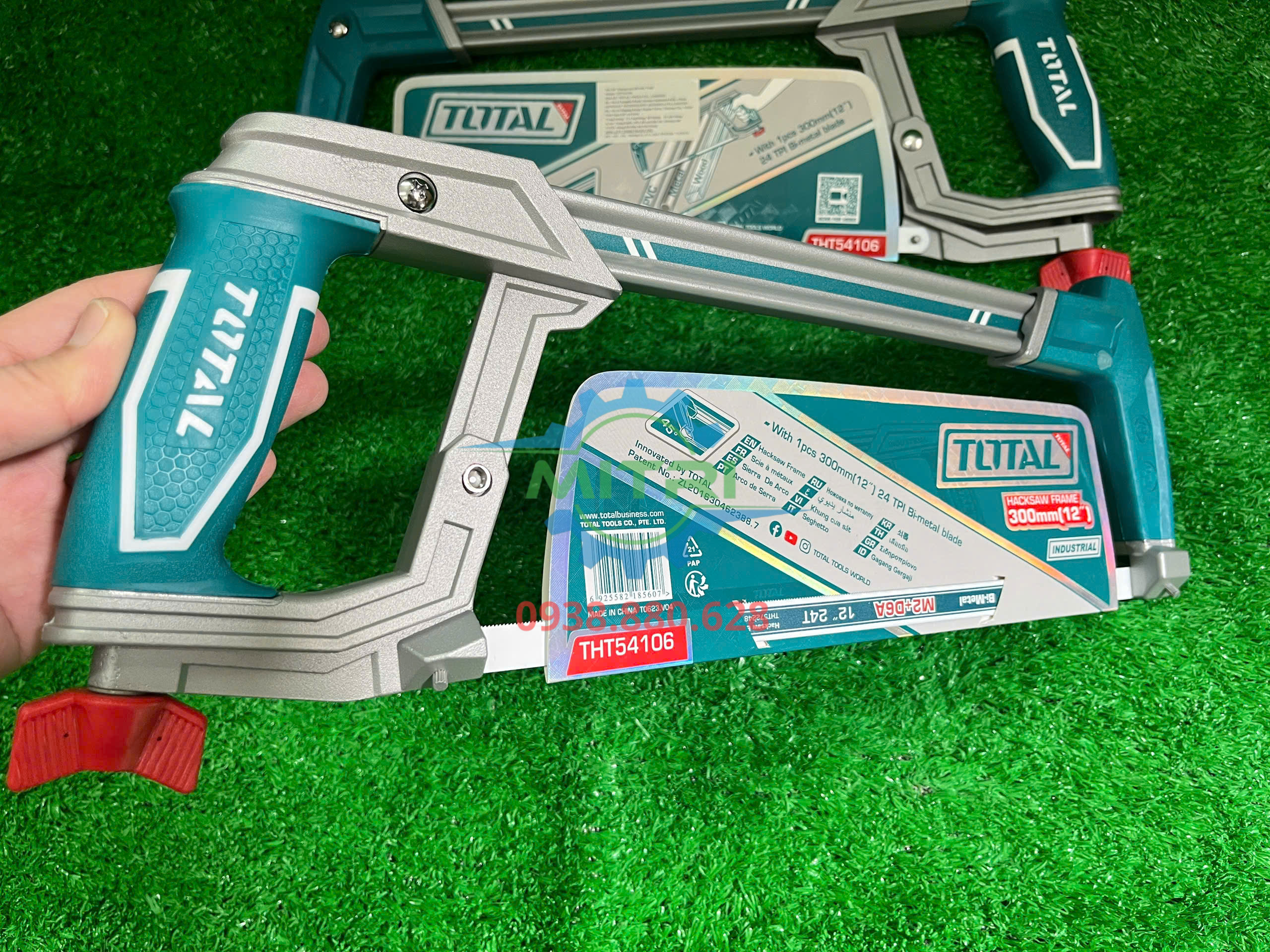 Cưa sắt cầm tay Total THT54106 kích thước 300mm