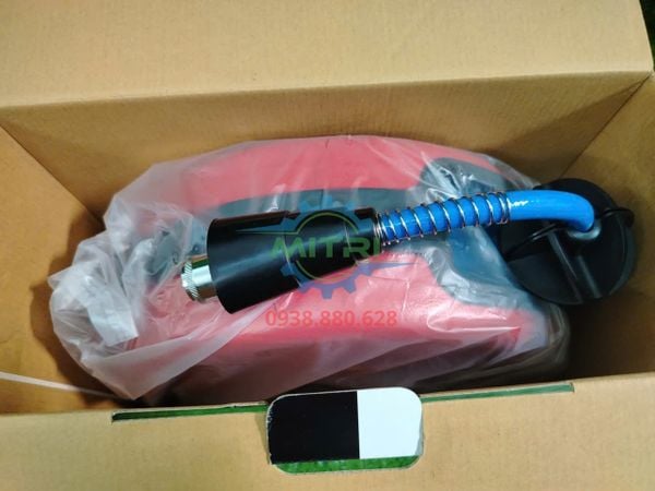 Cuộn dây hơi rút tự động Top HR-70 trong hộp
