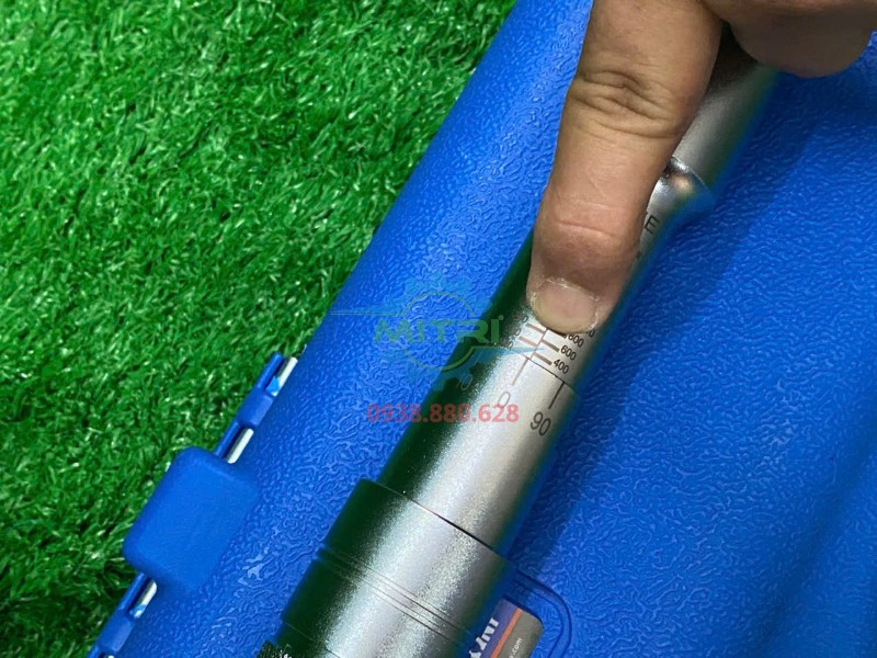 Dải lực 300-1500Nm của cần siết lực Kingtony 34862-2DG