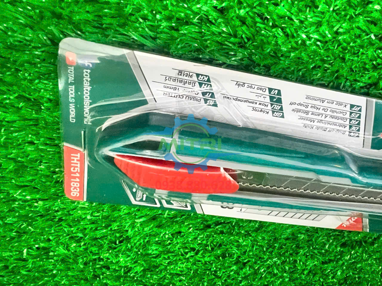 Dao rọc giấy Total THT511836 chính hãng kèm vỉ nhựa