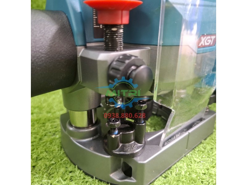 Đầu kẹp mũi phay 12.7mm của Makita RP001GZ