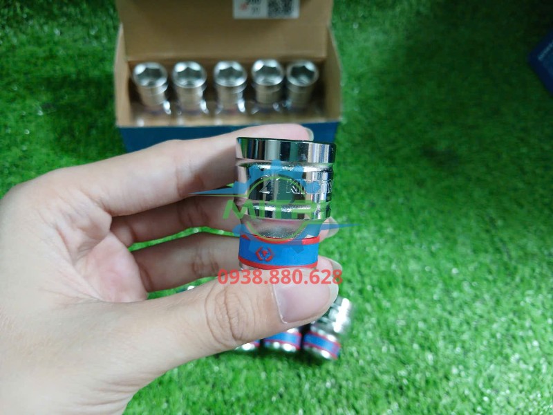 Đầu tuýp 1/2 ngắn 19mm Kingtony