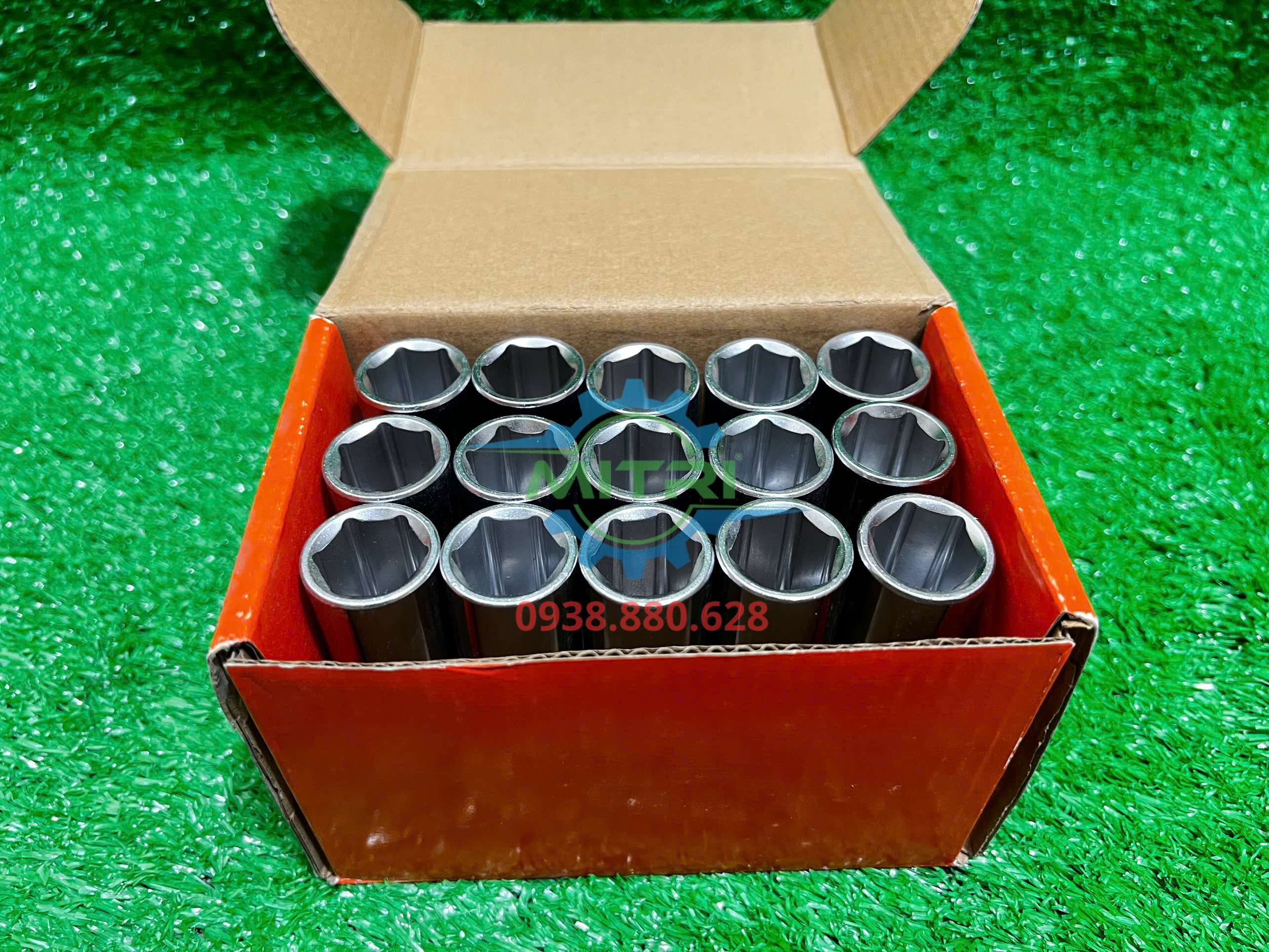 Chi tiết đầu tuýp 1/2 inch 18mm 6 cạnh Asaki