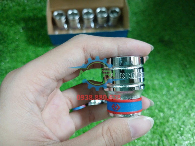 Đầu tuýp vặn mở ốc 19mm Kingtony 433519MR