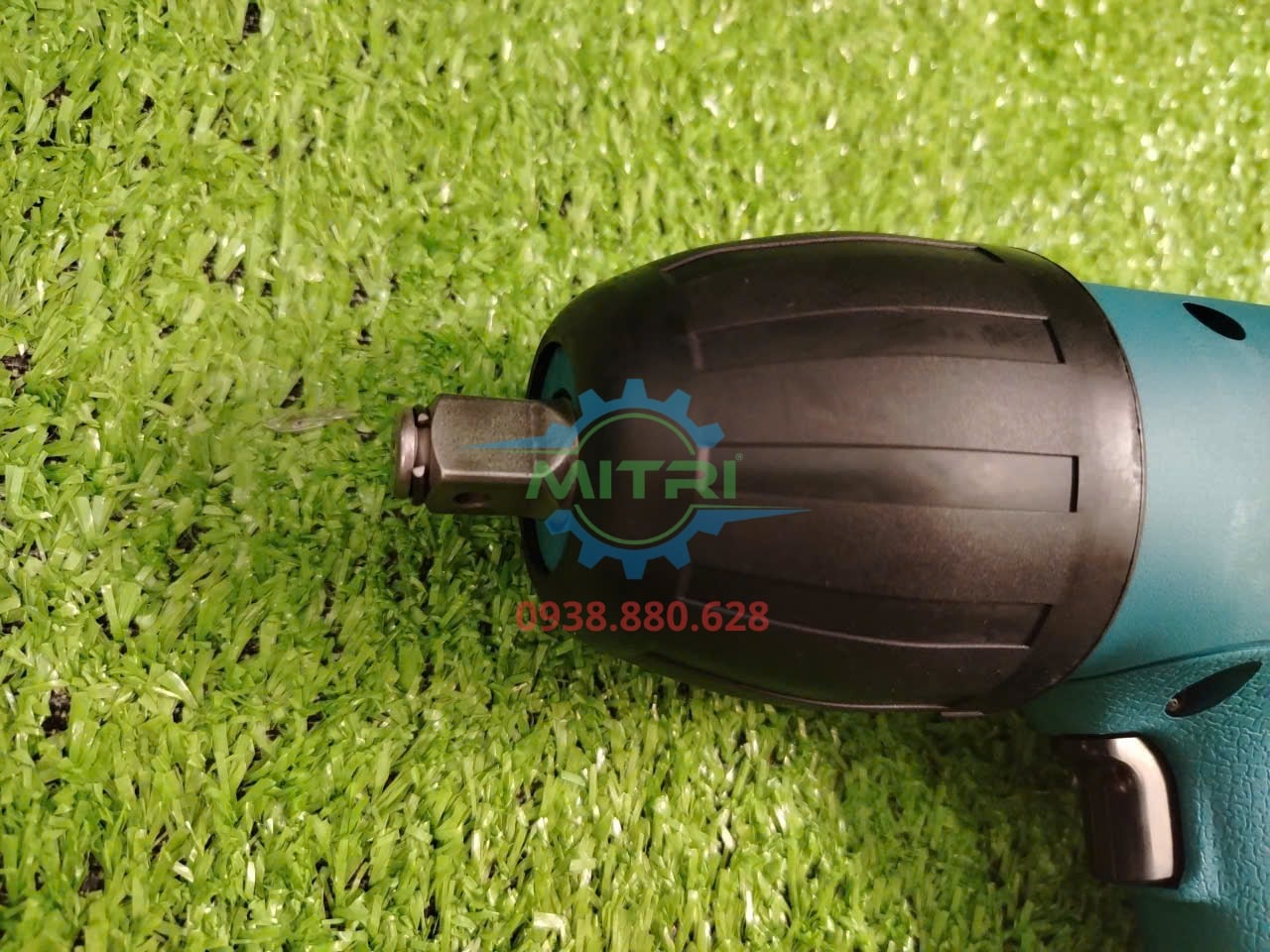 Đầu vuông 12,7mm 1/2 inch của máy siết bu lông Makita 6905H