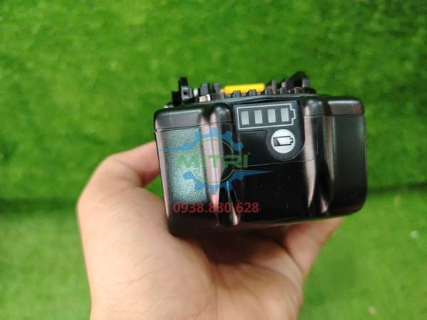 Đèn Led báo dung lượng pin Makita BL1850B 18V 5.0Ah