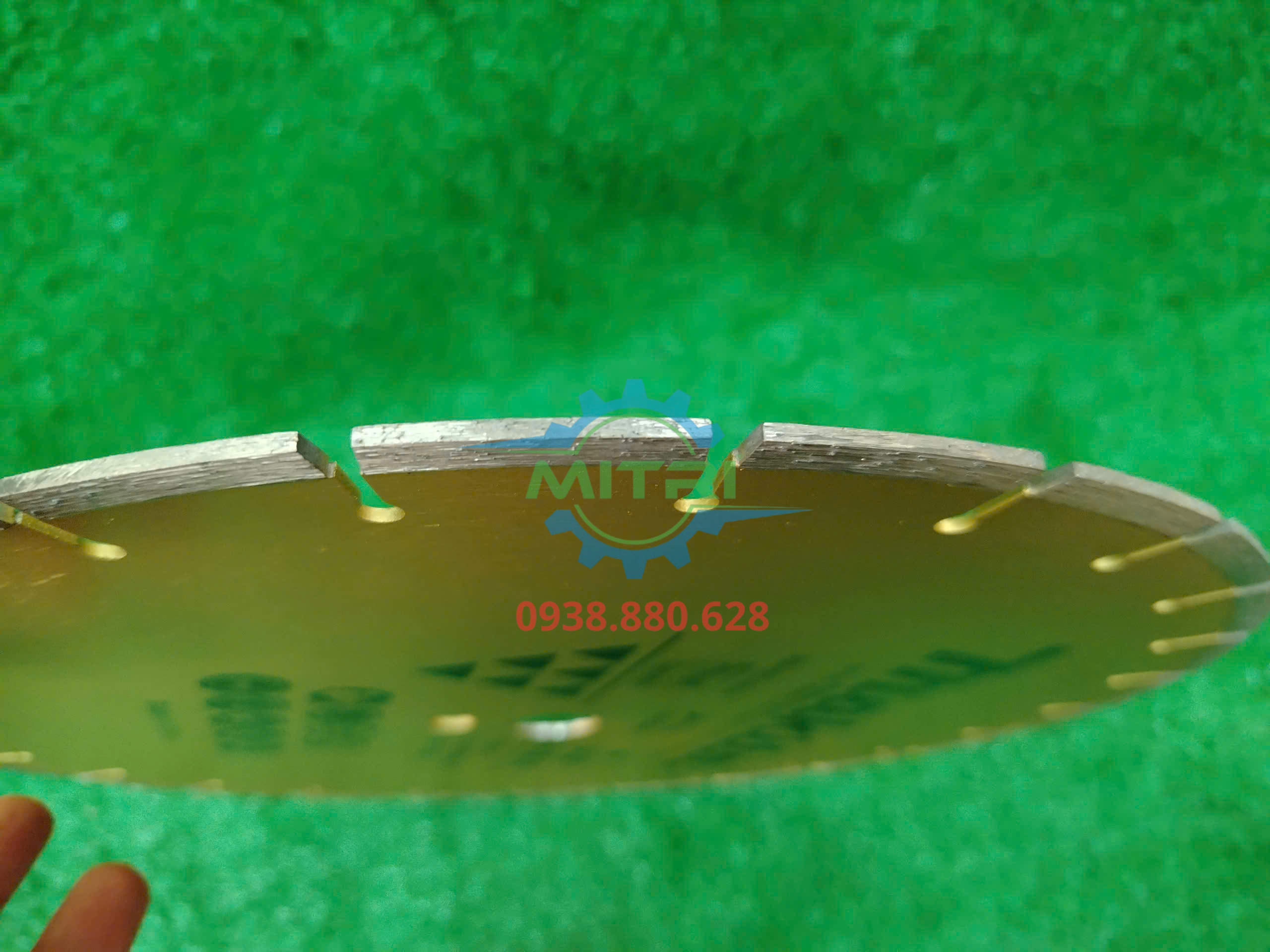 Thực tế đĩa cắt bê tông Makita 350mm tại Minh Triết