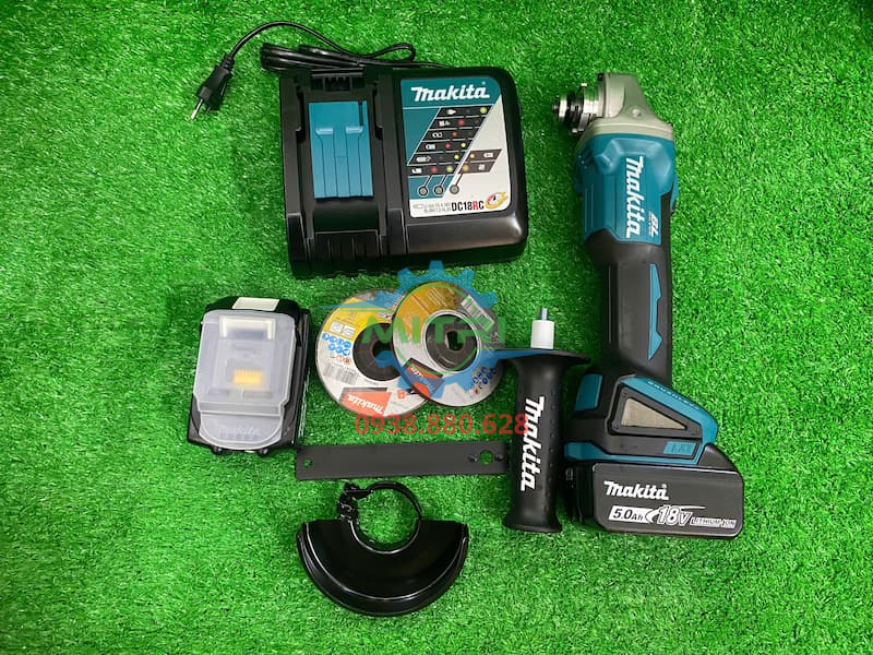 Động cơ không chổi than BL Motor trên máy mài Makita DGA404