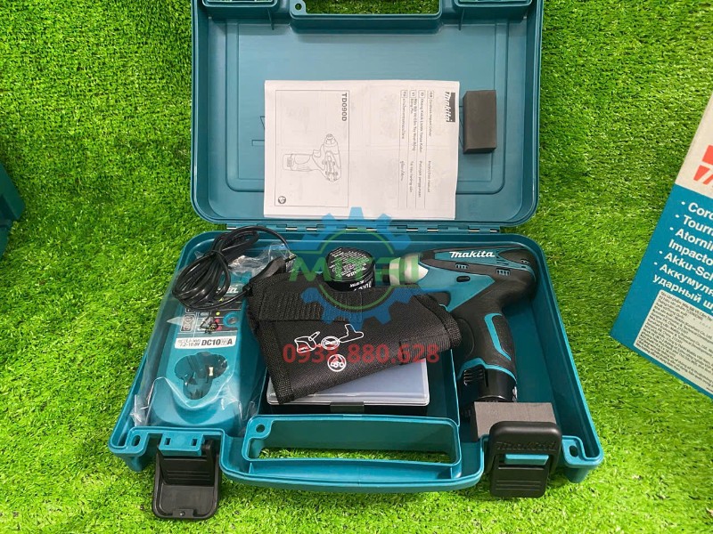 Đóng gói Makita TD090DWE giao khách tại Minh Triết