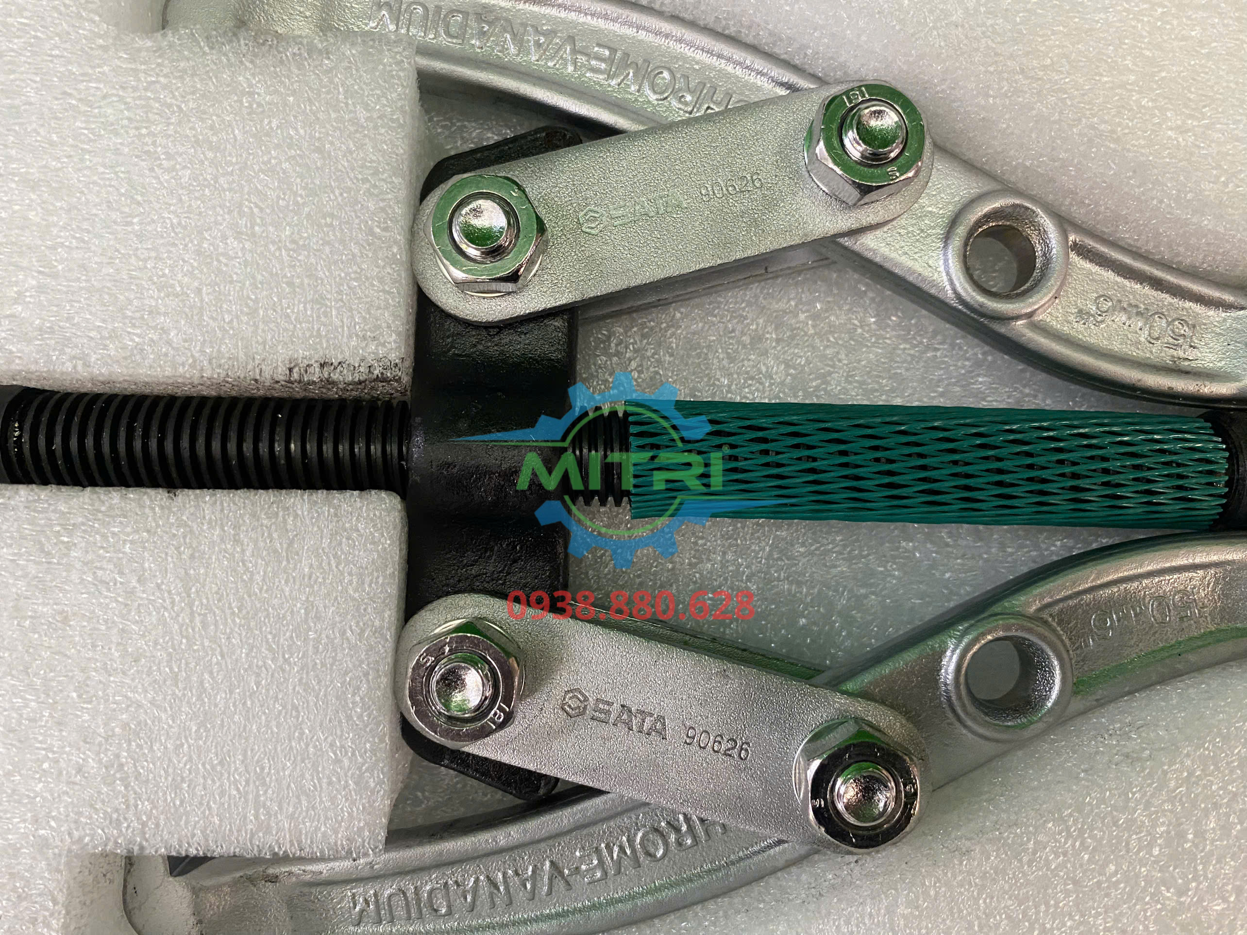 Dụng cụ tháo vòng bi SATA 90626 thực tế