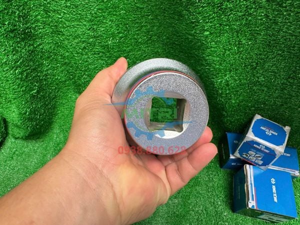 Đuôi vuông 1 inch đầu tuýp Kingtony 833065M