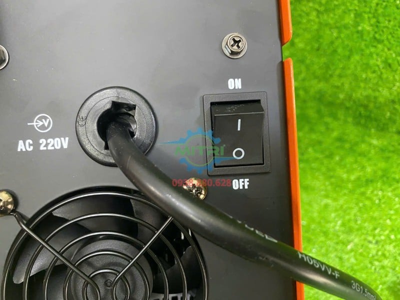 Giắc kết nối súng rời Jasic NB-160E Giắc kết nối súng rời máy hàn Jasic NB-160E