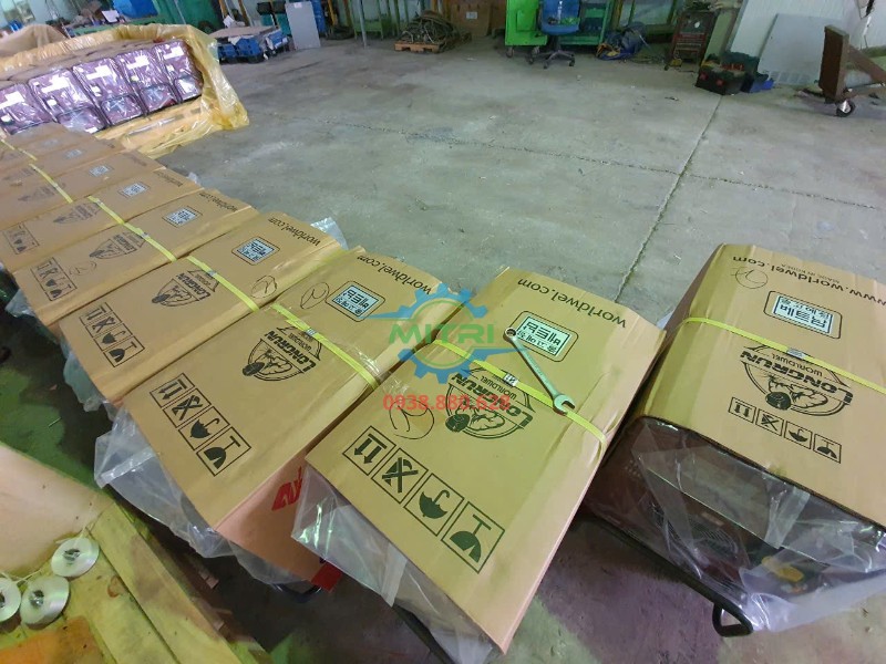 Giao hàng thực tế Máy Hàn MIG Inverter LONGRUN 500LM3 tận nơi Giao hàng thực tế Máy Hàn MIG Inverter LONGRUN 500LM3 tận nơi
