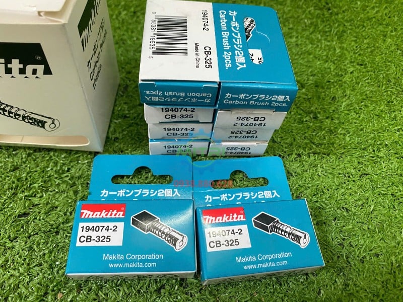 Hộp lớn 10 cặp chổi than Makita CB-325 194074-2 dùng cho xưởng sửa chữa và bảo trì