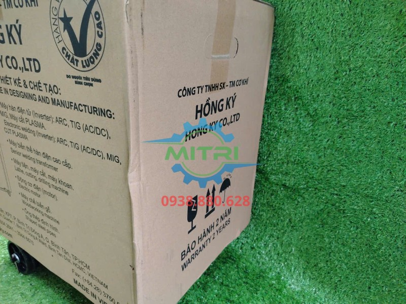 Mặt bên hộp máy biến thế hàn Hồng Ký HK H250D