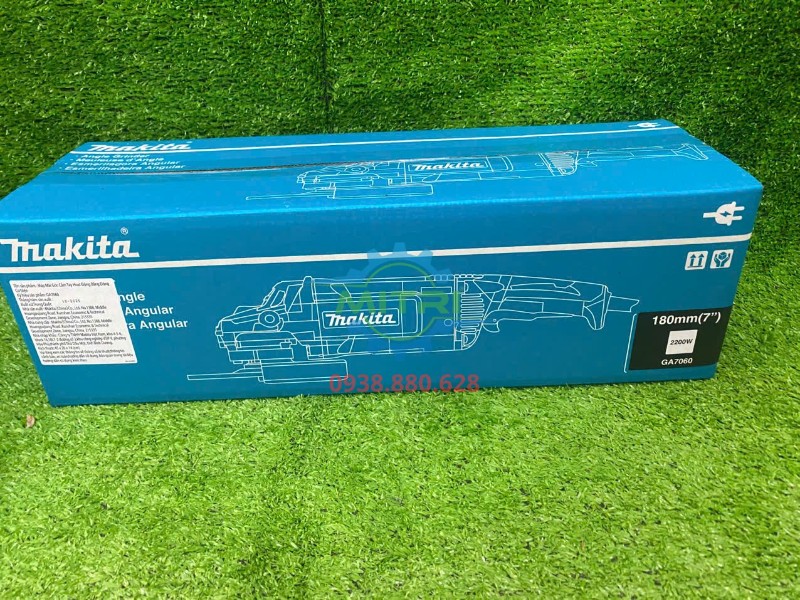 Hộp máy mài góc Makita GA7060 nhìn từ mặt bên