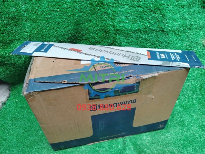Husqvarna 353 máy cưa xích chuyên nghiệp