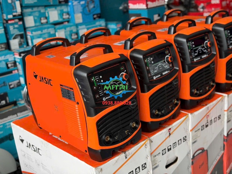Khách hàng nghiệm thu Máy hàn TIG Jasic W231 JET20 tại xưởng