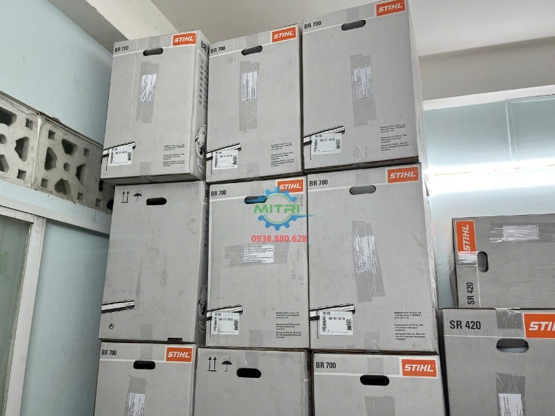 Kho máy thổi lá STIHL BR 700 số lượng lớn