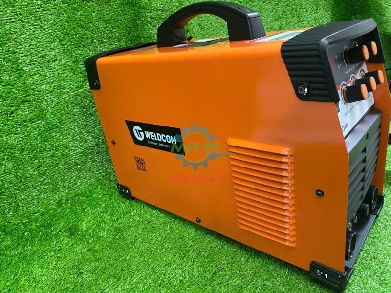 Kiểm tra máy hàn TIG lạnh Jasic TIG300 W229 trước khi giao khách