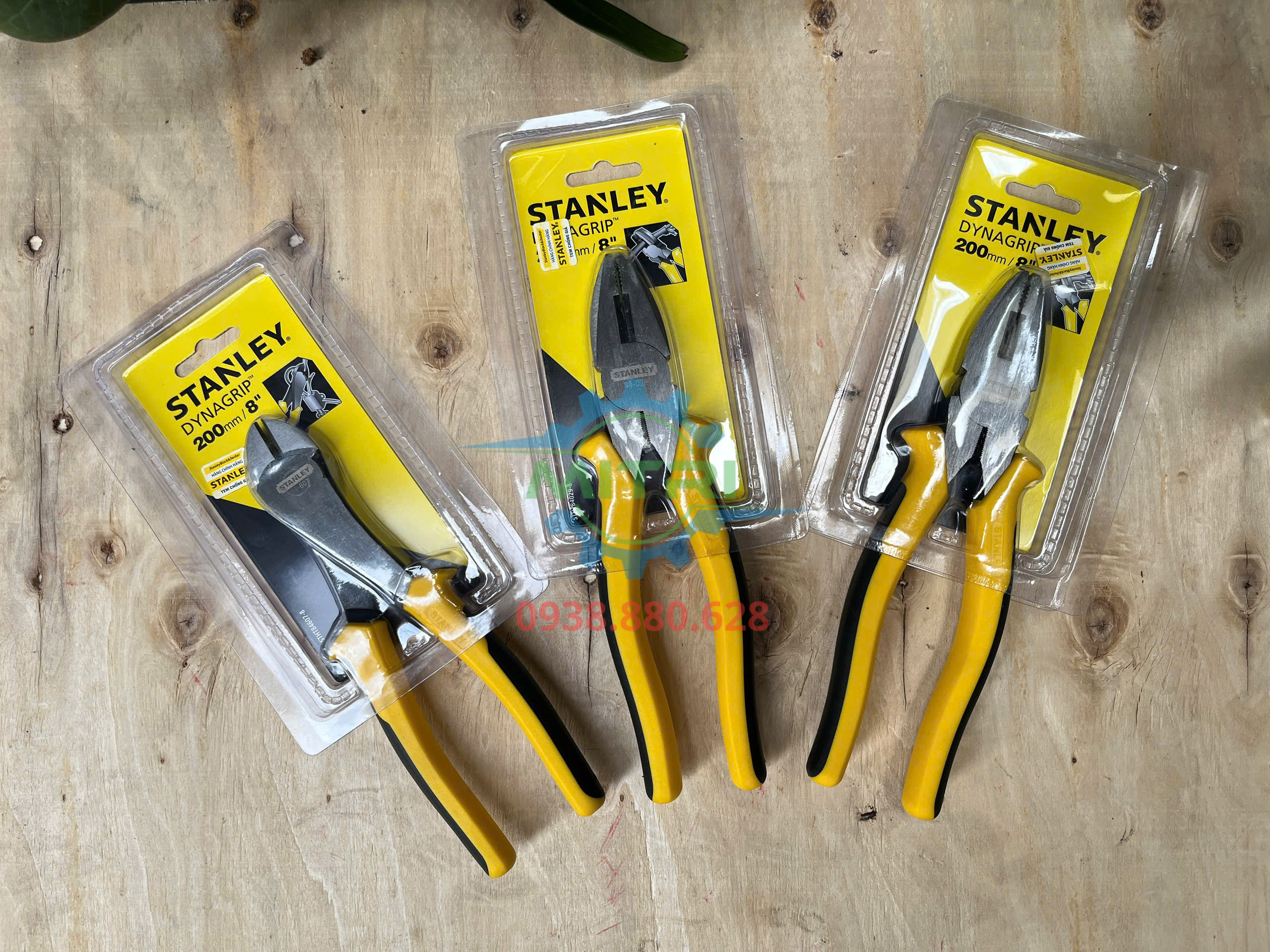 Kìm điện tổ hợp Stanley STHT84029-8 tay cầm bọc nhựa ma sát tốt