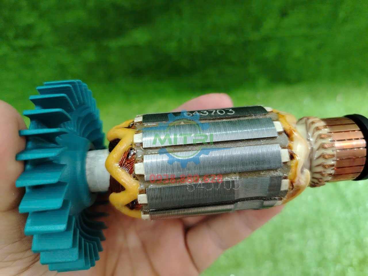 Lõi thép và cuộn dây rotor Makita GA5010 513703-2