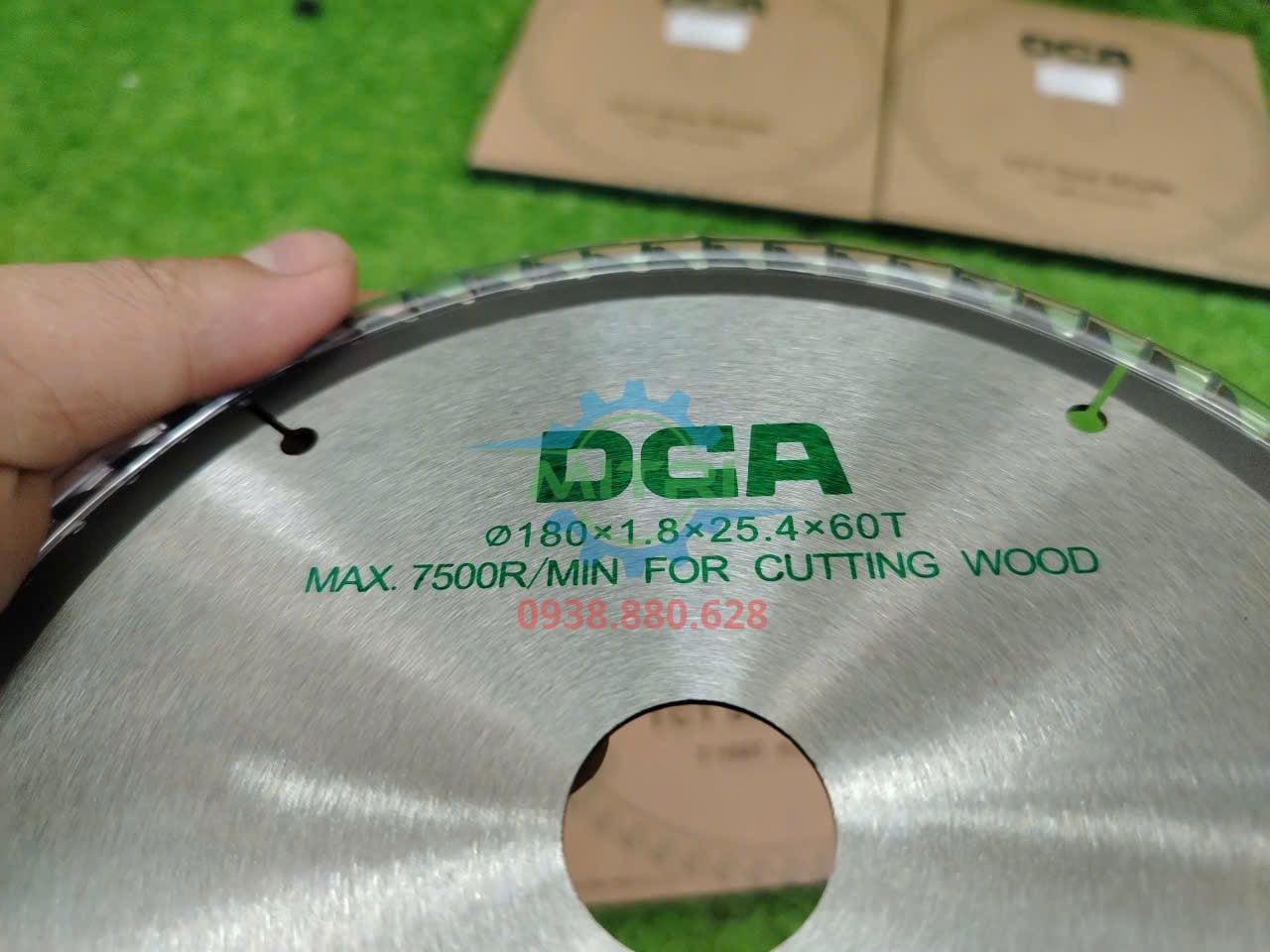 Lưỡi cưa đĩa gỗ TCT 7 inch 60 răng ATB cho đường cắt ổn định