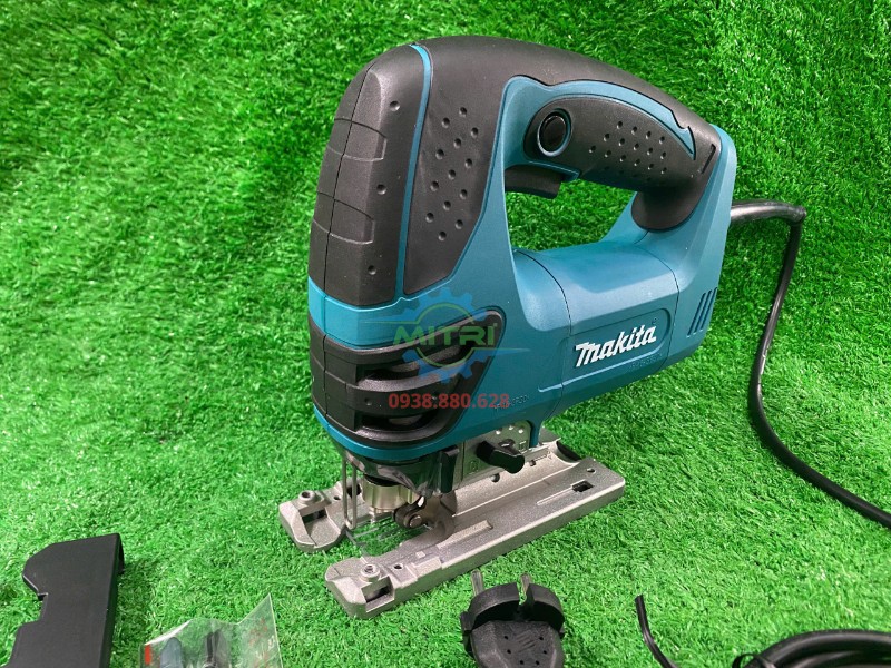 Máy cưa lọng Makita 4350CT góc nghiêng 45 độ dùng cho xưởng mộc