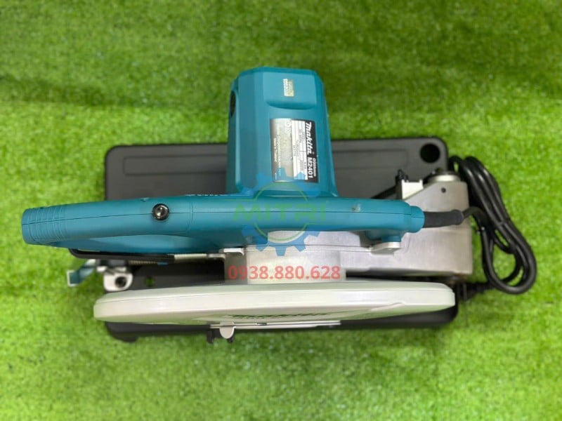 Máy cắt sắt bàn Makita M2401B chụp từ trên xuống