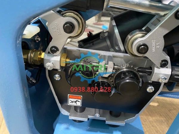 Máy hàn MIG MAG Hero BCM-250EF 220V tại Minh Triết