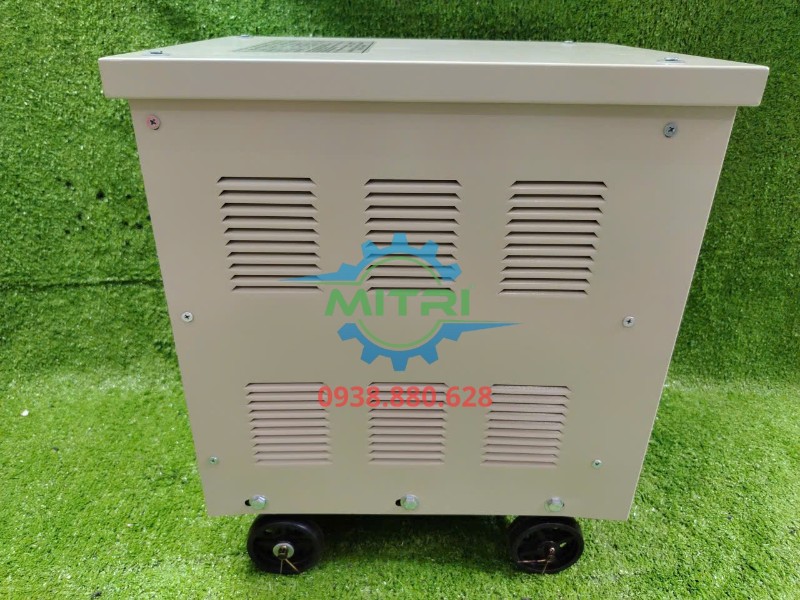 Mặt bên và bánh xe máy biến thế hàn Hồng Ký HK H250D