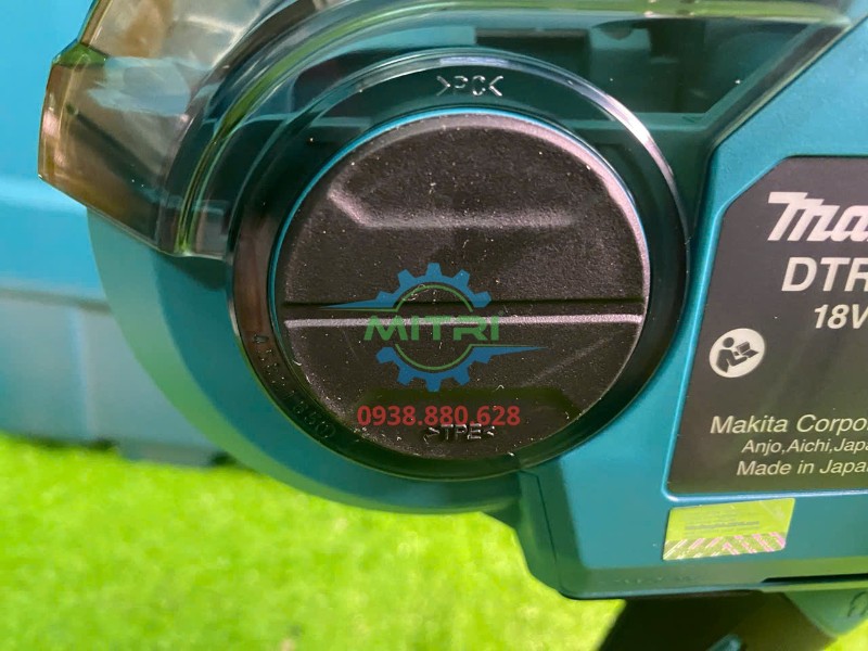 Nắp cuộn dây tròn trên thân Makita DTR181RTE