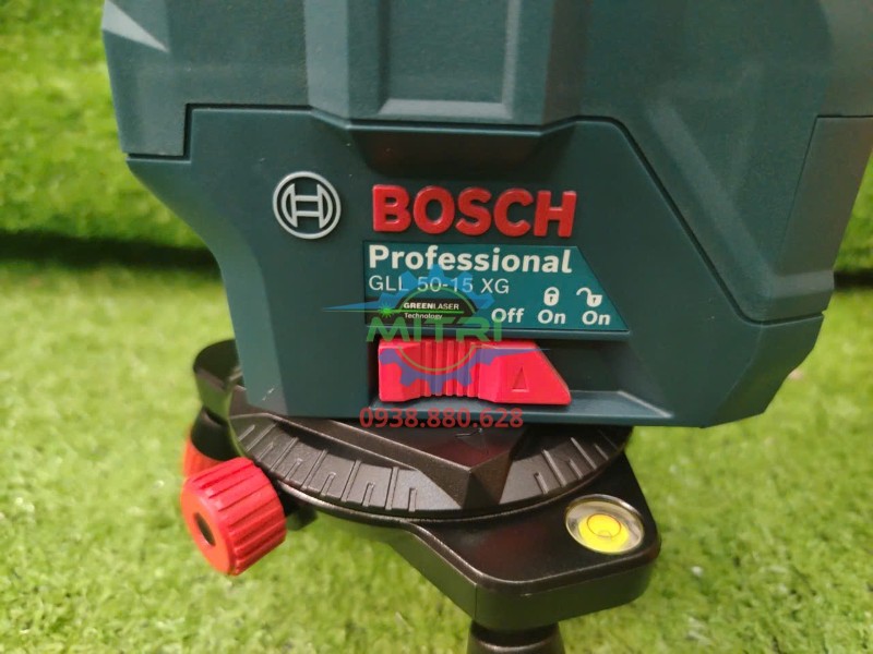 Logo Bosch và công tắc máy cân mực GLL 50-15 XG
