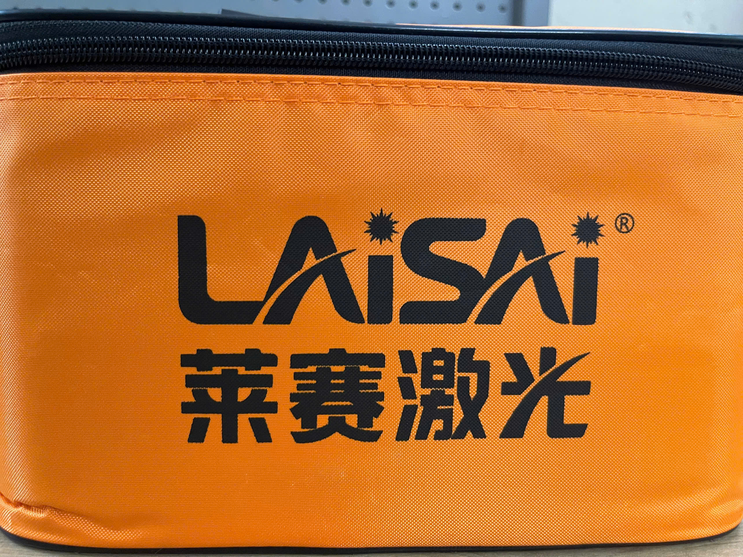 Máy cân mực Laisai LSG6666 – 12 tia xanh, chính xác ±1mm/5m, giá tốt Minh Triết