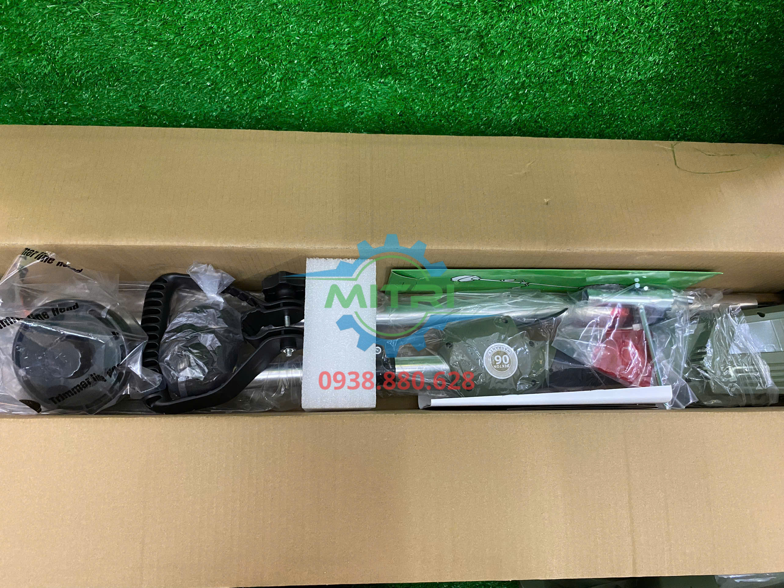 Máy cắt cỏ dùng pin Dekton M21-CC4201XPRO chính hãng