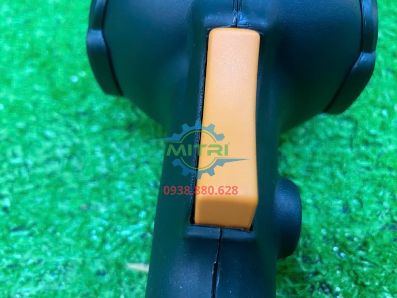 Cò bấm công tắc máy đánh bóng Makita 9237C