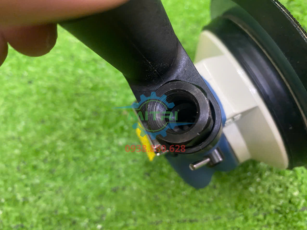Máy chà nhám Kawasaki KPT-1320F-6 cần nguồn khí ổn định