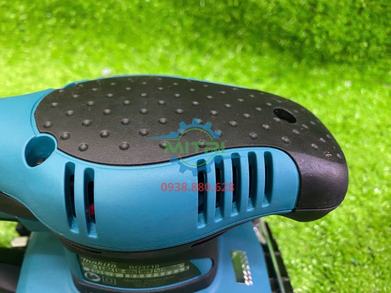 Tay cầm cao su mặt trên Makita BO3710