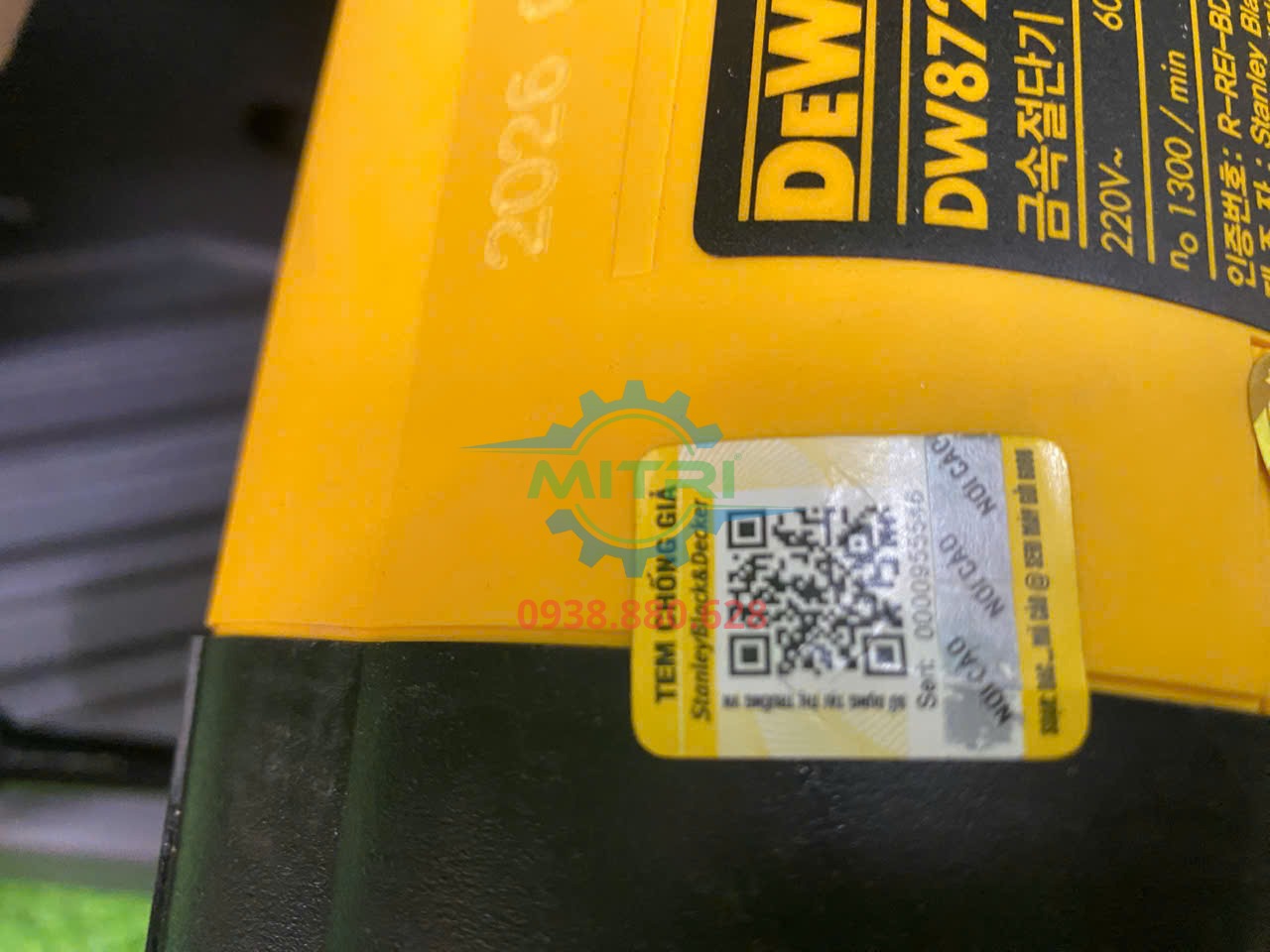 Máy cưa đĩa cắt kim loại DeWalt DW872-KR dùng lưỡi hợp kim