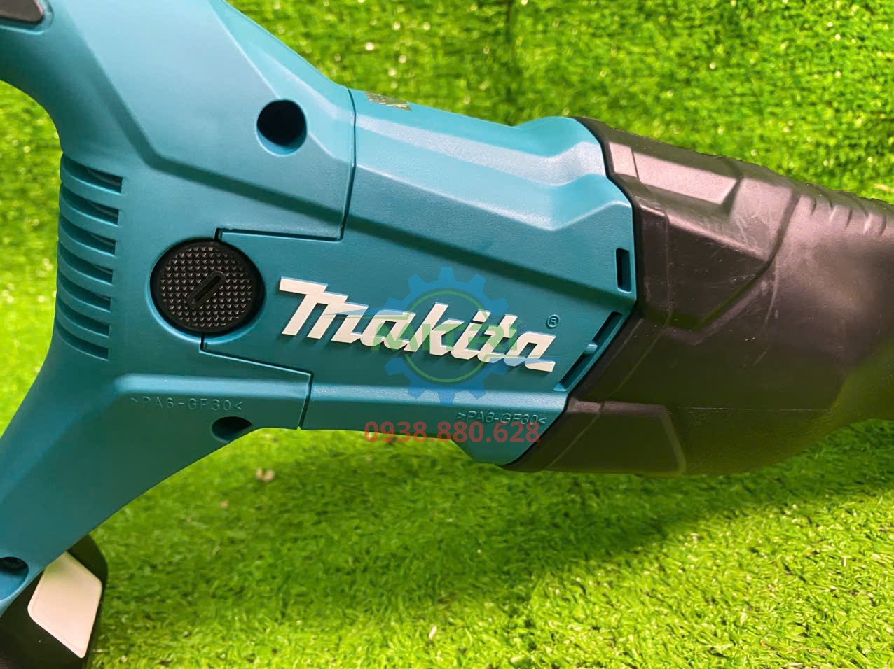 Máy cưa kiếm Makita DJR186Z dùng cho vật liệu kim loại phù hợp với lưỡi cưa tương thích